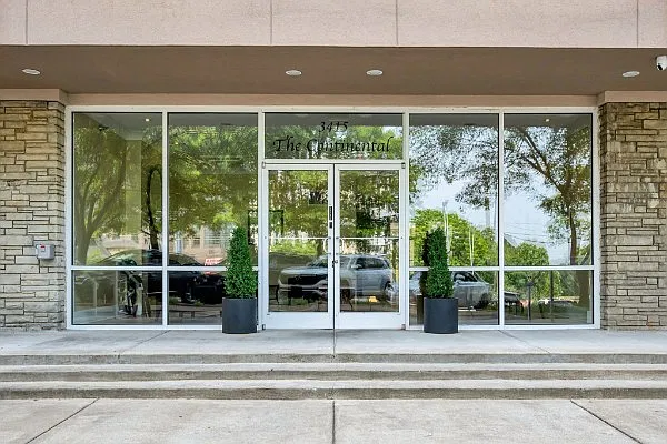 Studio, 348 sqft, $1,300 — Photo 2