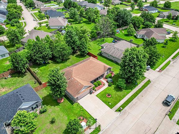 5th image of 509 Amazon Dr
