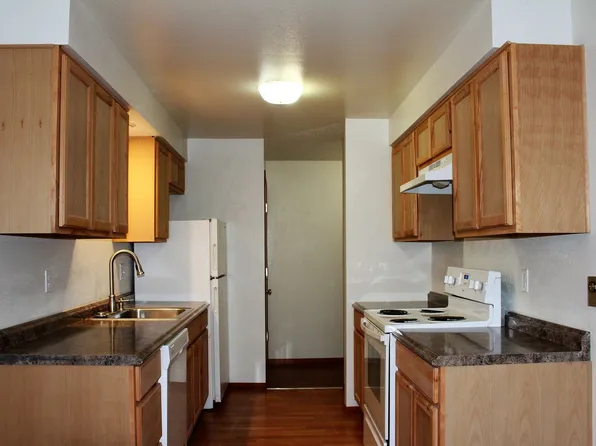 2bd/1ba Apartment - W/S/G & Landscaping Maintenance Included!, 229 Myers St S, Salem, OR 97302