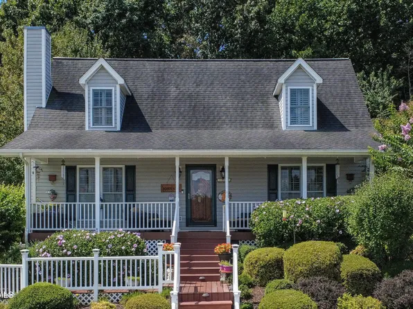 1018 Sunrise Valley Dr, Johnson City, TN 37604