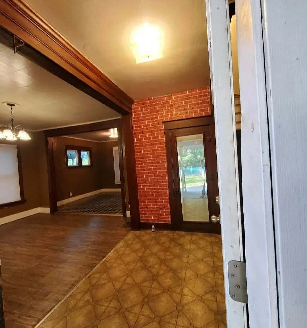 3 bed, 1752 sqft, $1,300 — Photo 3