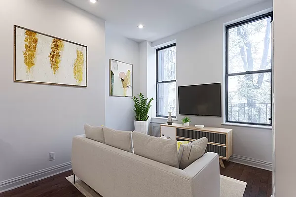 Rented by Platinum Properties | media 16