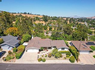 61 Sullivan Dr, Moraga, CA 94556