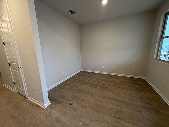 Flex room