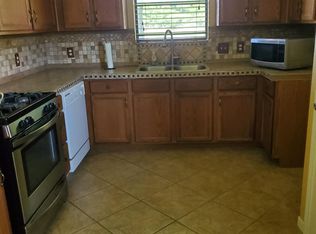 1195 Thomas Dr, Angleton, TX 77515