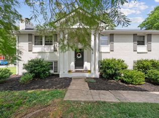 608 Harpeth Pkwy E, Nashville, TN 37221