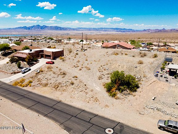 2nd image of 3345 Dune Dr