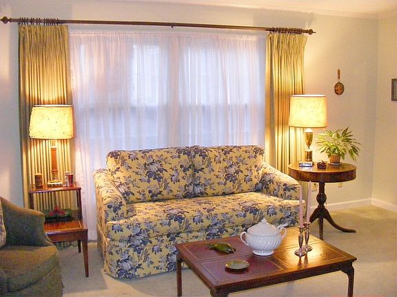 Spacious Living Room