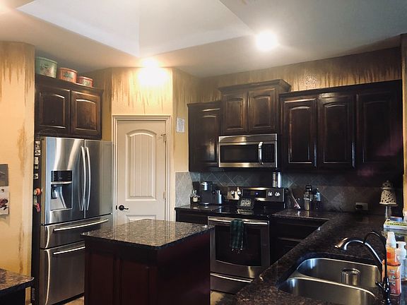 4th image of 508 E 95th St