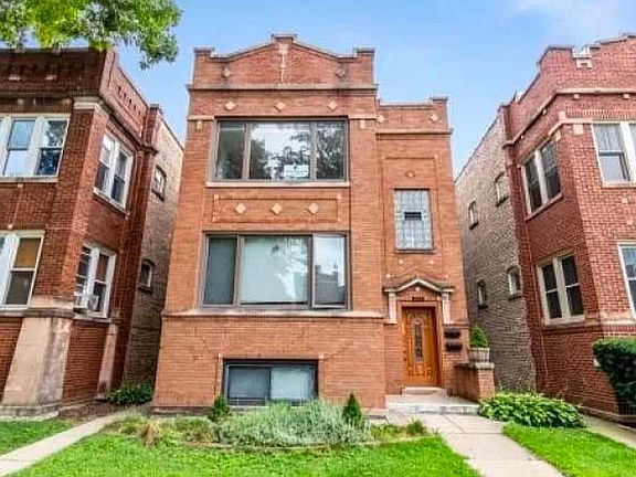 2nd image of 4933 N Mozart St #2
