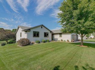 702 W Lexington Pkwy, Deforest, WI 53532