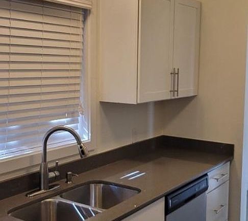 3rd image of 1301 N 4th St #1303