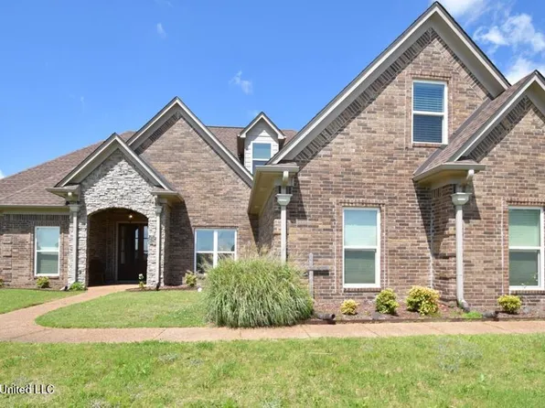 4713 Bakersfield Dr, Nesbit, MS 38651