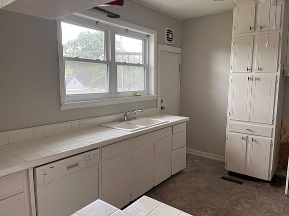 4th image of 208 W Euclid Ave #A