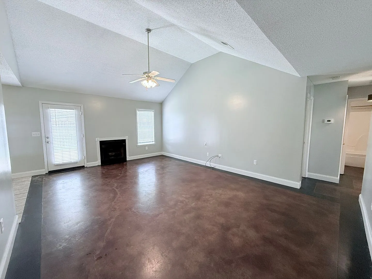 309 Eagle Pointe Drive — Photo 2