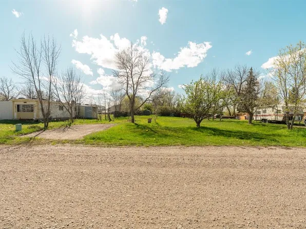 837 2nd St E, Cardston, AB T0K 0K0