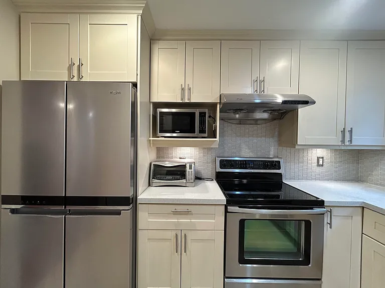 3147 W 8th Ave — Photo 3