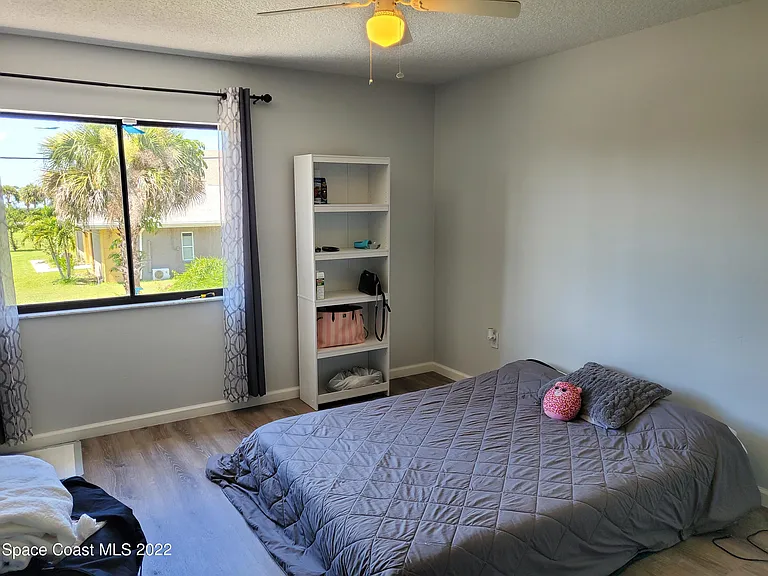 10 Bogart Pl — Photo 18
