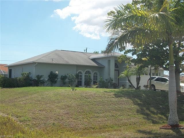 1st image of 2110 NE 20th Ln