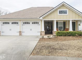 160 Cottage Club Dr, Locust Grove, GA 30248