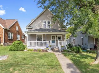 1923 Orange St, Muscatine, IA 52761
