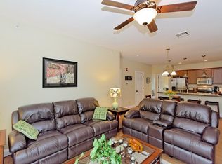 81 Averill Ave APT 6, Averill Park, NY 12018