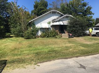 1104 S Pennsylvania St, Pine Bluff, AR 71601