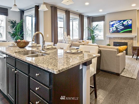 4th image of 8856 Yarrow Court SE #3