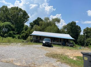 1055 Wilhite Rd, Falkville, AL 35622