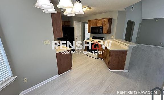 4th image of 6954 Luxor Ln