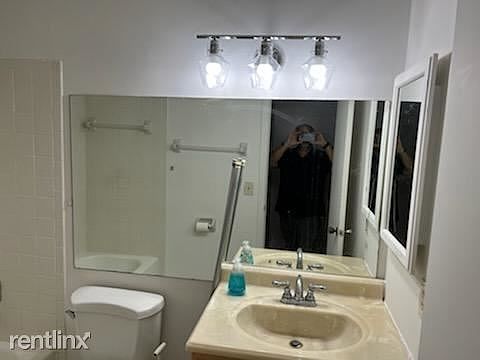 2nd image of 4507 NW 20th St #481