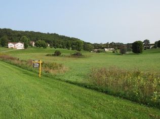 23 White Trl, Richland Center, WI 53581