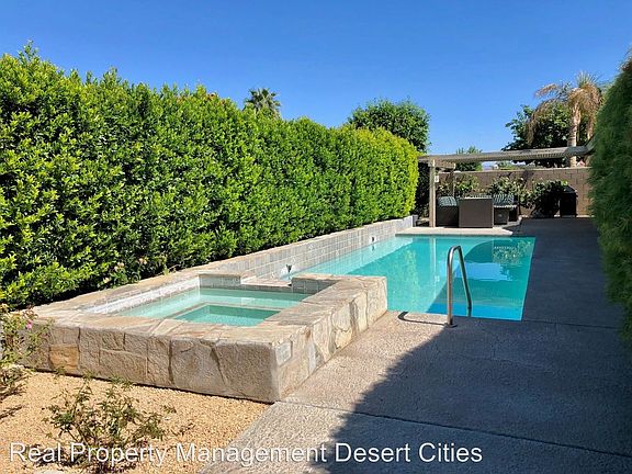 3rd image of 75336 La Sierra Dr