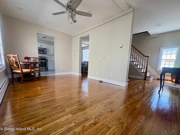 2nd image of 109 Beacon Ave