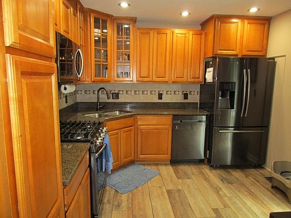 3rd image of 14602 S Arboretum Dr