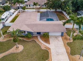 2807 27th Avenue Dr W, Bradenton, FL 34205