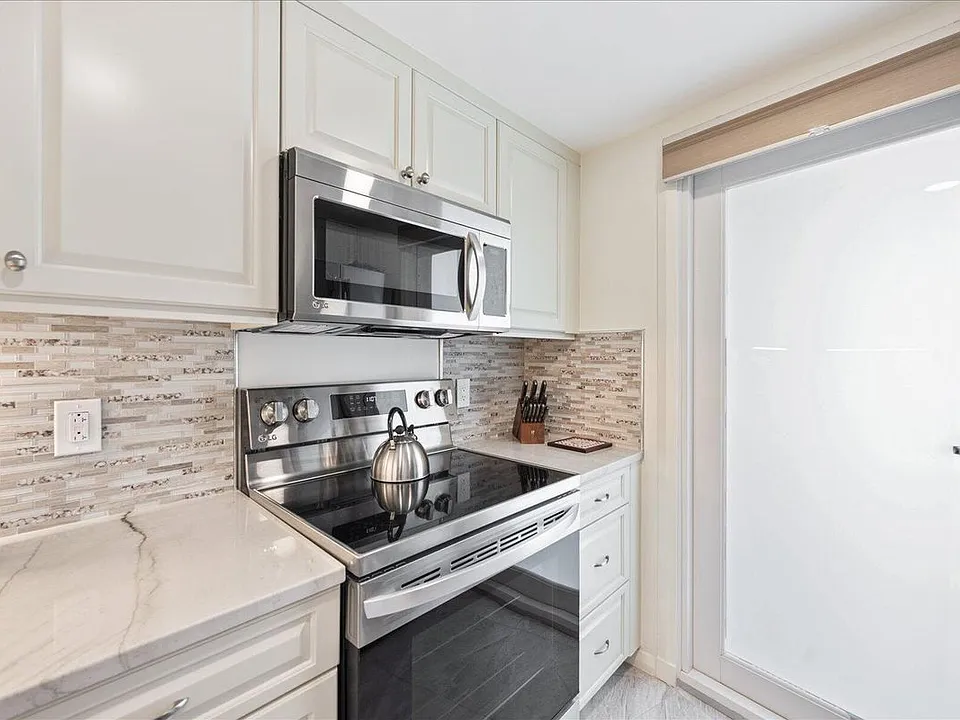 1213 S Ocean Blvd #2-E