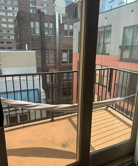 102 York Ave #8 — Photo 15