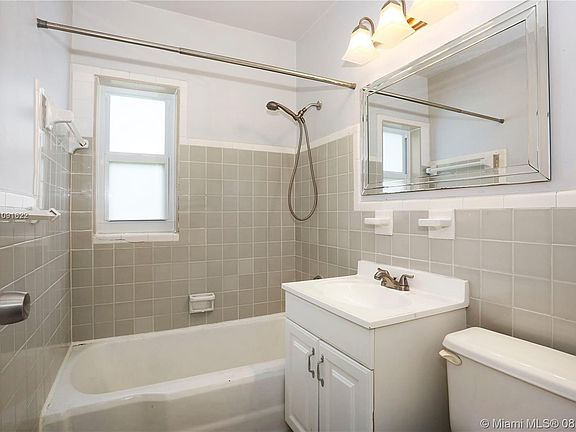 5th image of 7720 SW 54th Ct #43-C