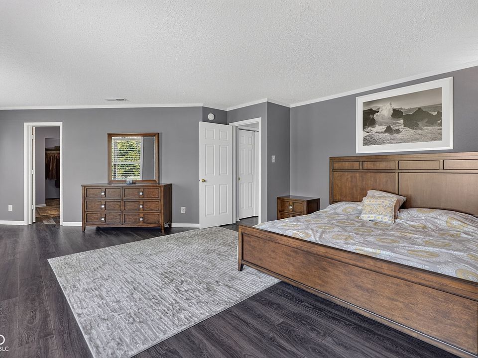 1st image of 13971 Meadow Lake Dr