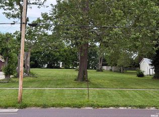630 Hardin Ave, Jacksonville, IL 62650