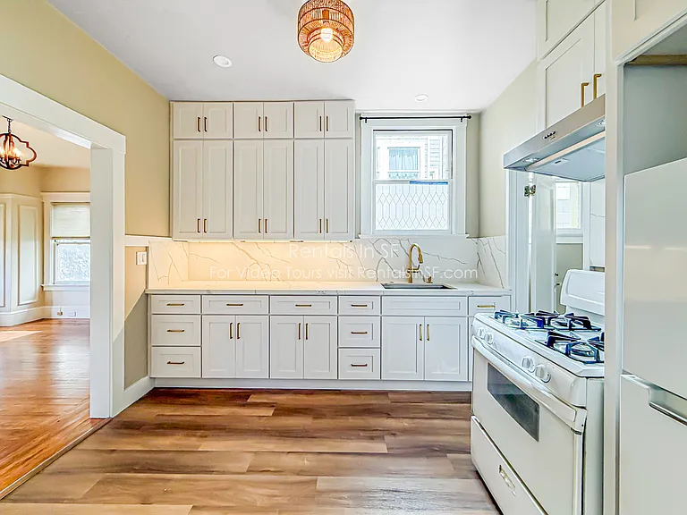 1924 Cabrillo St #2 — Photo 3
