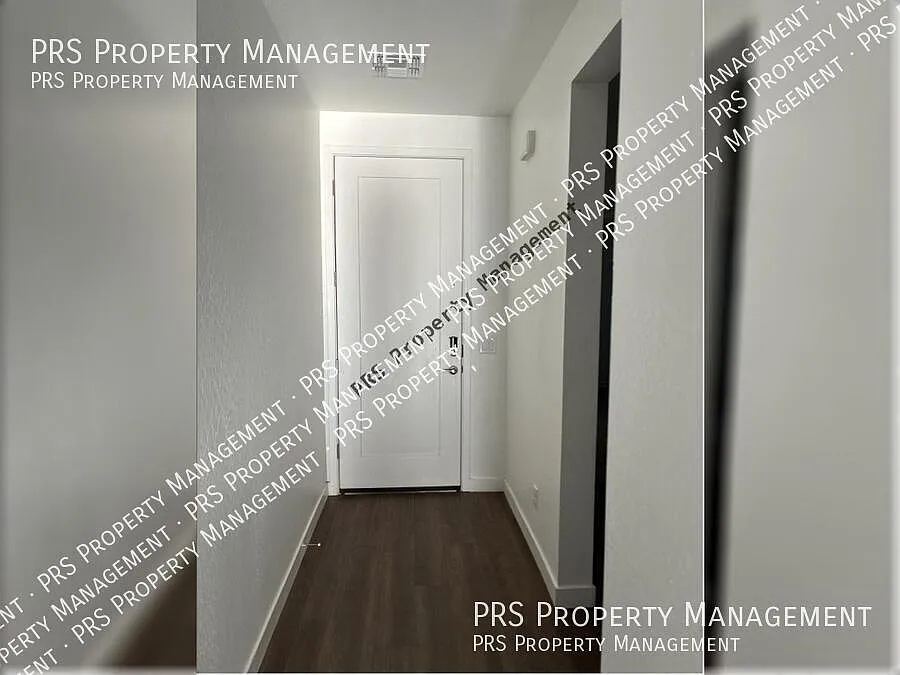 Building Photo - 5630 S Daisy Patch Pl