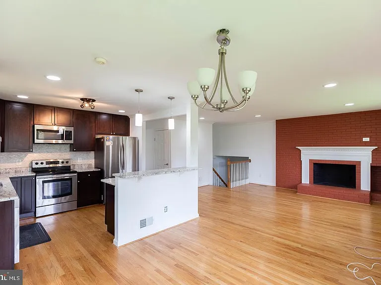 4106 Lamarre Dr — Photo 8