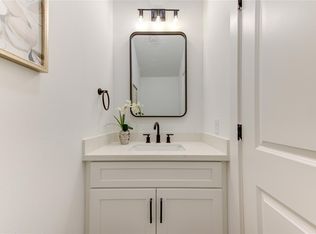 2015 Brackenridge St, Houston, TX 77026