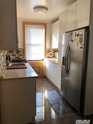 Rented by Prime Realty | media 6