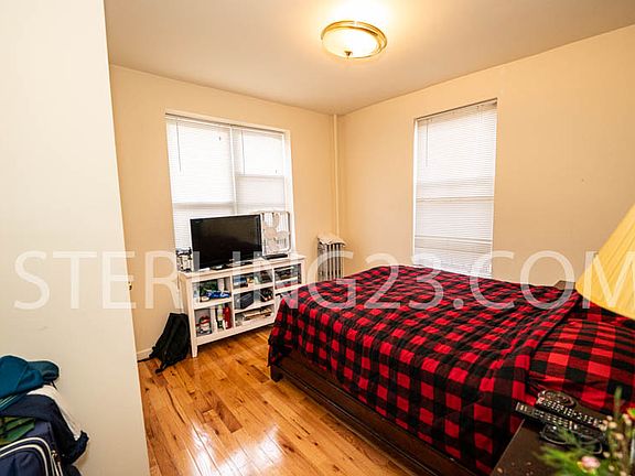 4th image of 3604 Ditmars Blvd #2B