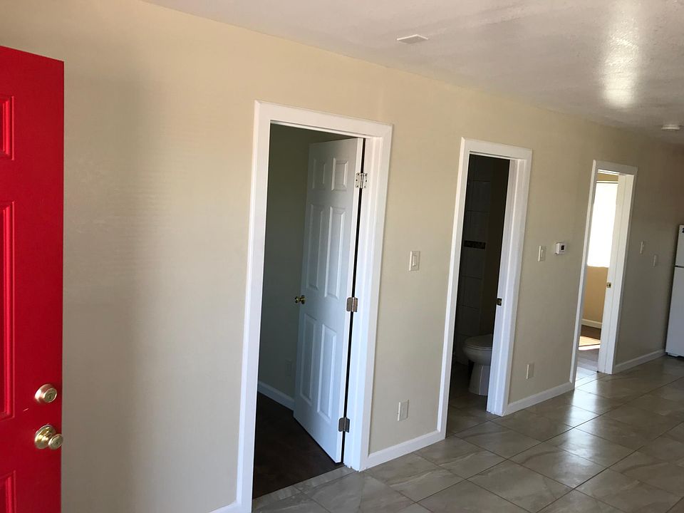 1st image of 614 W La Verne St