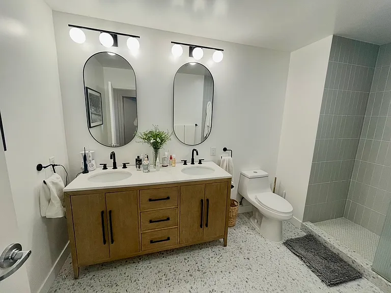 1150 J St #0 — Photo 3