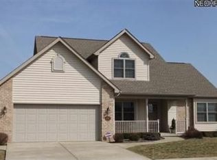 100 Stonehaven Dr, Columbiana, OH 44408